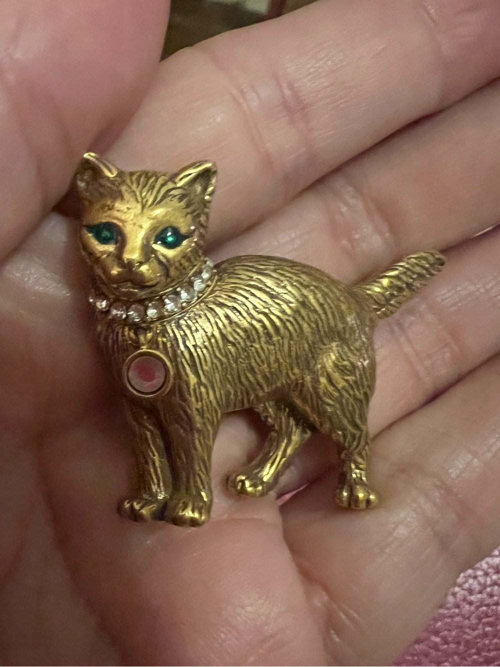 Vintage MMA Metropolitan Museum of Art Cat Brooch Gold Rhinestone